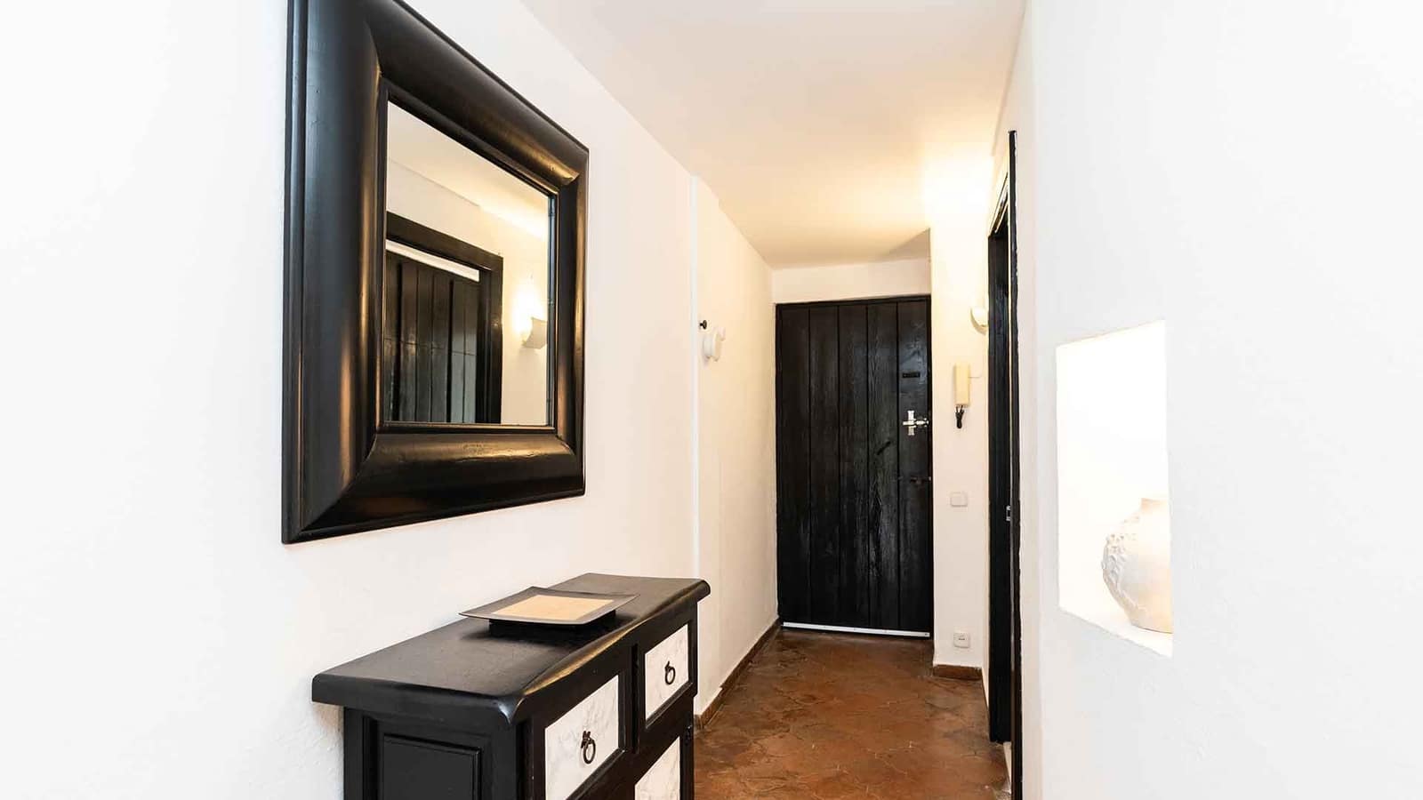 1 soverom Leilighet til salgs i Puerto Banus - € 695 000 (Ref: 9978533)