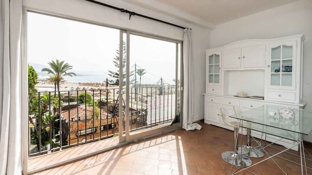 1 soverom Leilighet til salgs i Puerto Banus, Marbella - € 695 000 (Ref: 9978533)