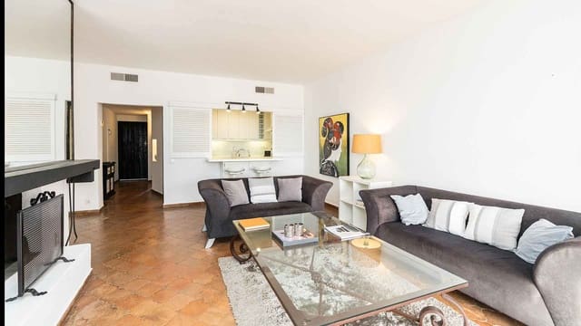 1 soverom Leilighet til salgs i Puerto Banus, Marbella - € 695 000 (Ref: 9978533)