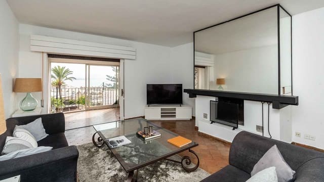 1 soverom Leilighet til salgs i Puerto Banus, Marbella - € 695 000 (Ref: 9978533)