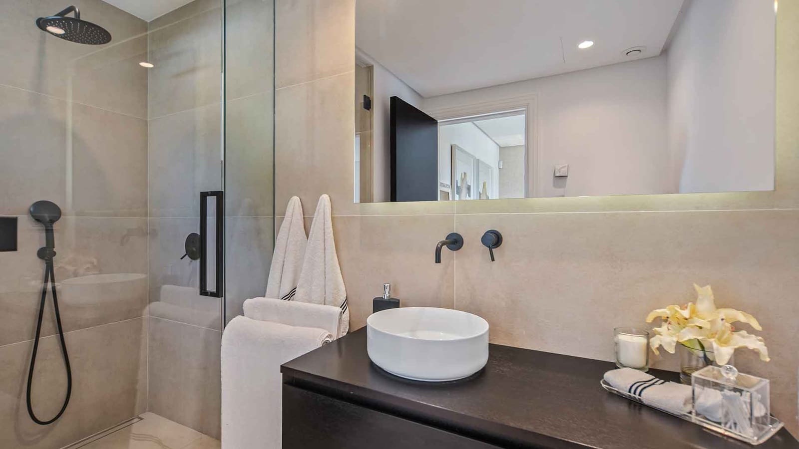 5 bedroom Villa for sale in Nueva Andalucia with pool - € 3,800,000 (Ref: 9979583)