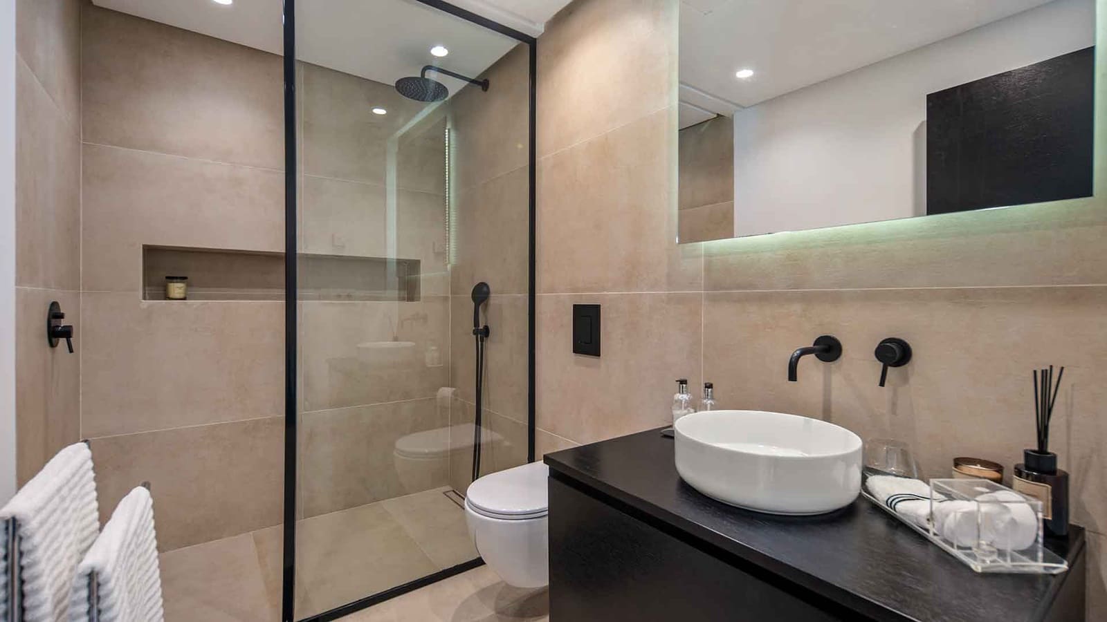 5 bedroom Villa for sale in Nueva Andalucia with pool - € 3,800,000 (Ref: 9979583)