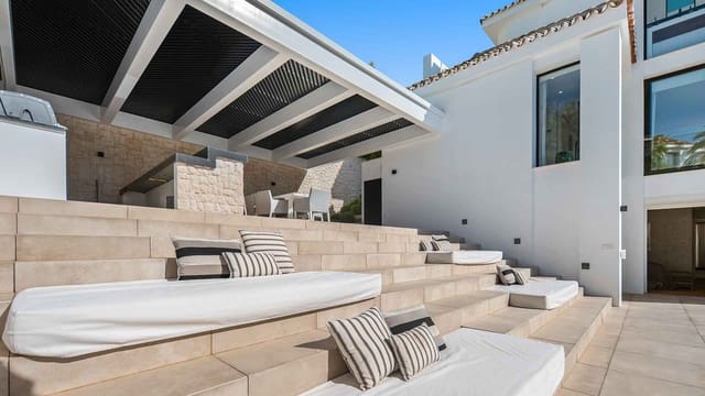 5 soverom Villa til salgs i Nueva Andalucía Centro, Marbella med svømmebasseng - € 3 800 000 (Ref: 9979583)