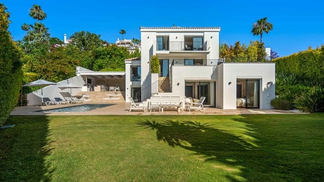 5 soverom Villa til salgs i Nueva Andalucía Centro, Marbella med svømmebasseng - € 3 800 000 (Ref: 9979583)