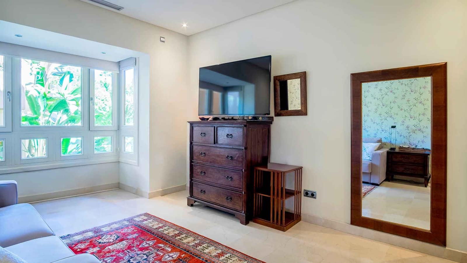 2 bedroom Apartment for sale in Golden Mile with pool - € 1,350,000 (Ref: 9986587)