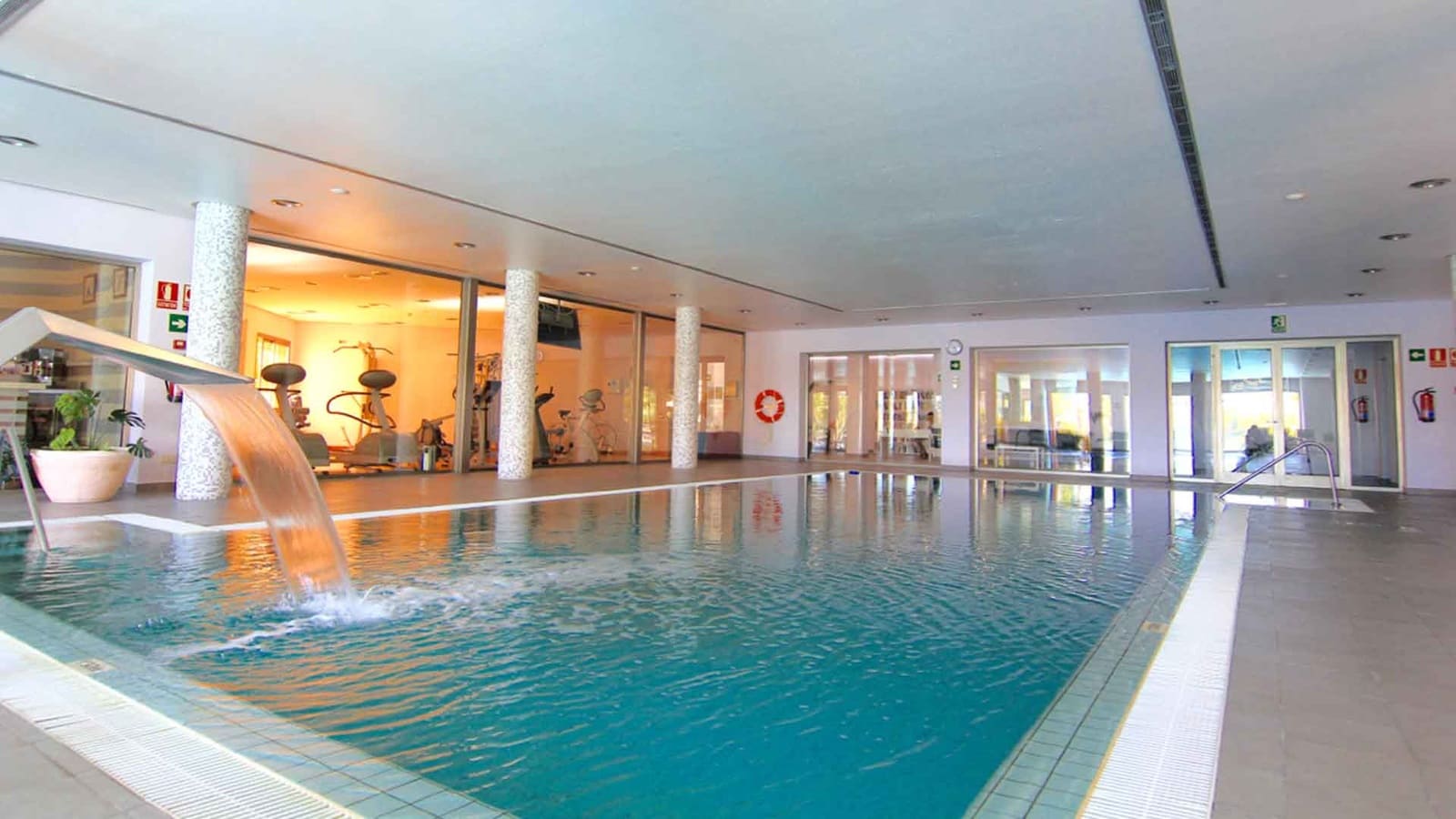 2 bedroom Apartment for sale in Golden Mile with pool - € 1,350,000 (Ref: 9986587)