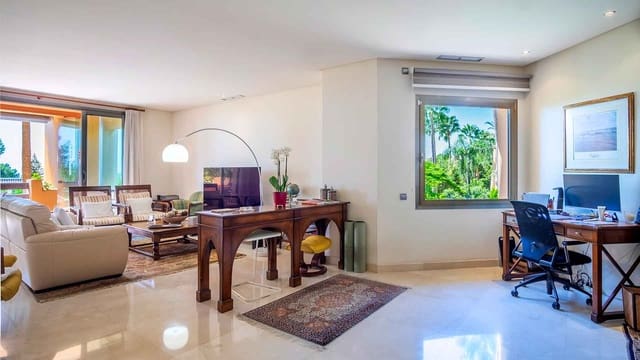 2 soverom Leilighet til salgs i Lomas De Marbella, Marbella med svømmebasseng - € 1 350 000 (Ref: 9986587)