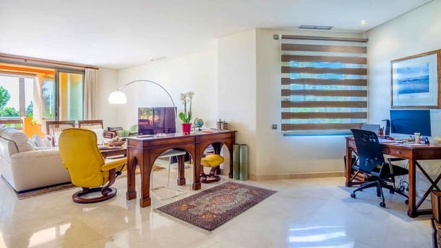 2 soverom Leilighet til salgs i Lomas De Marbella, Marbella med svømmebasseng - € 1 350 000 (Ref: 9986587)