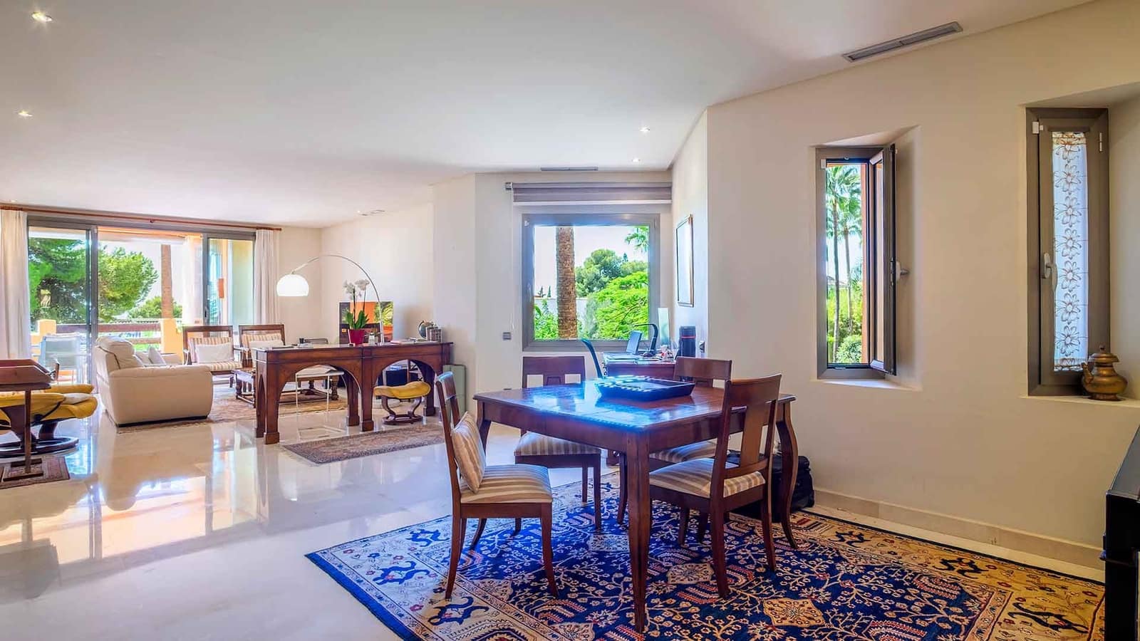 2 bedroom Apartment for sale in Golden Mile with pool - € 1,350,000 (Ref: 9986587)