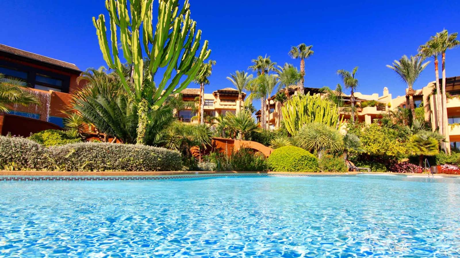 2 bedroom Apartment for sale in Golden Mile with pool - € 1,350,000 (Ref: 9986587)