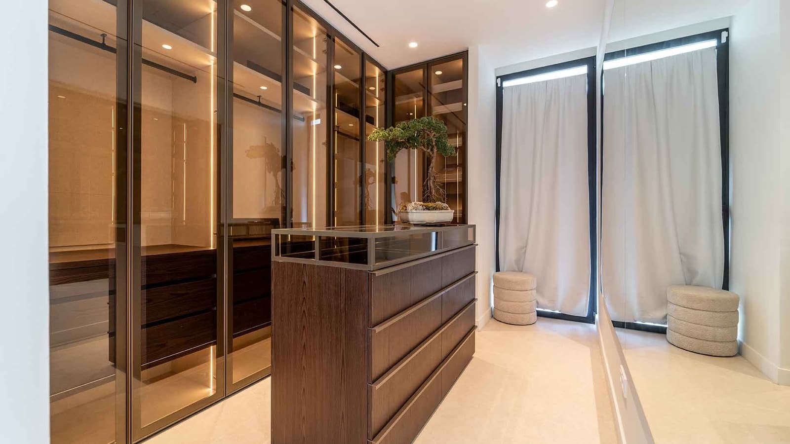 6 makuuhuone Huvila myytävänä paikassa Los Monteros mukana uima-altaan - 8 750 000 € (Ref: 9993967)