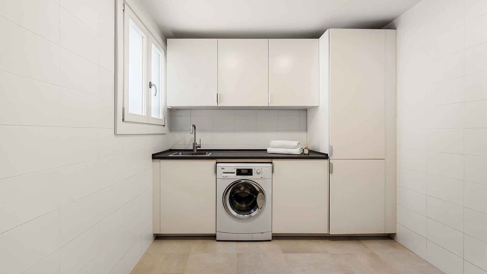 2 soverom Hus til salgs i Golden Mile med svømmebasseng - € 1 395 000 (Ref: 9993968)
