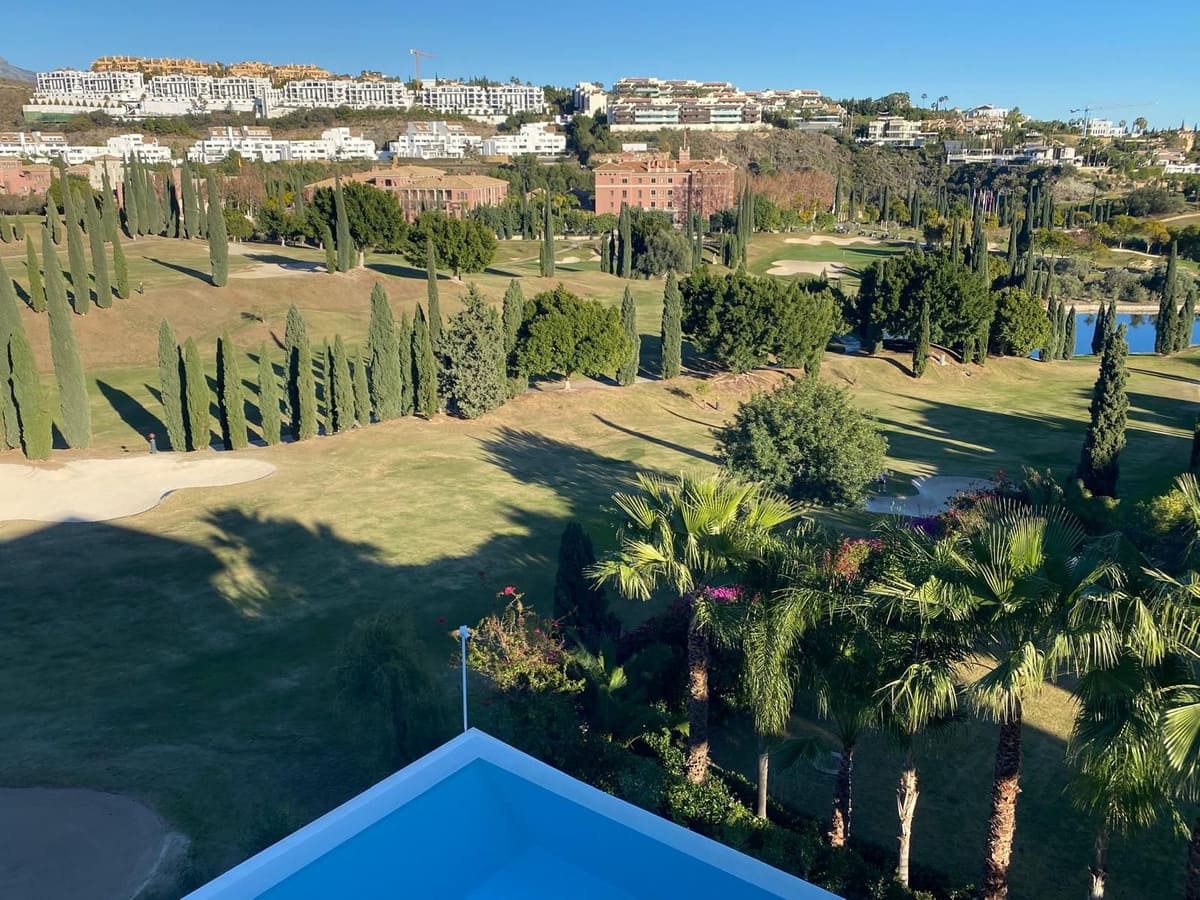 4 soveværelse Villa til salg i Los Flamingos med swimmingpool garage - € 3.890.000 (Ref: 4788459)