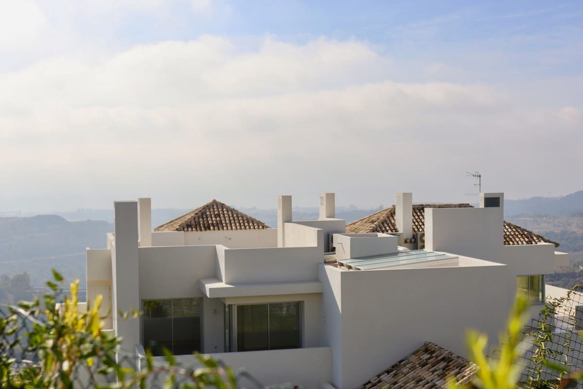 3 bedroom Apartment for sale in Benahavis - € 710,000 (Ref: 6172531)