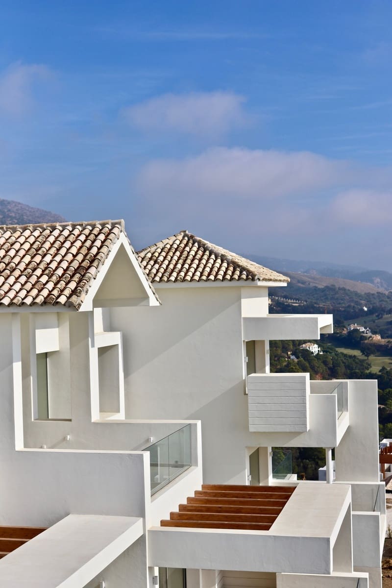 3 bedroom Apartment for sale in Benahavis - € 710,000 (Ref: 6172531)