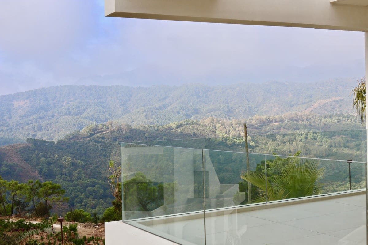 3 bedroom Apartment for sale in Benahavis - € 710,000 (Ref: 6172531)