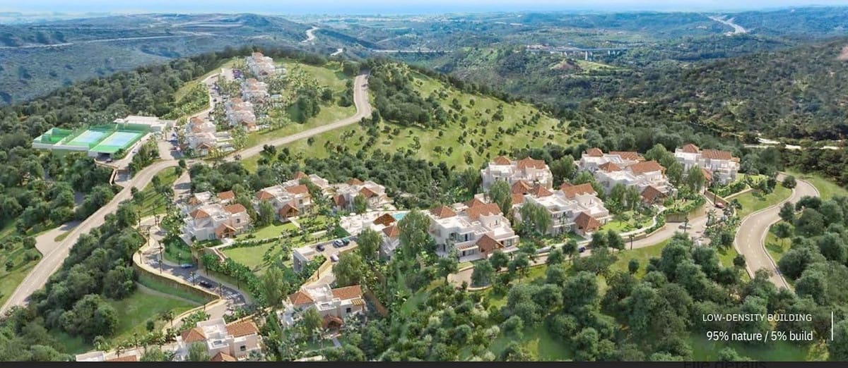 2 bedroom Apartment for sale in Benahavis - € 620,000 (Ref: 6172532)