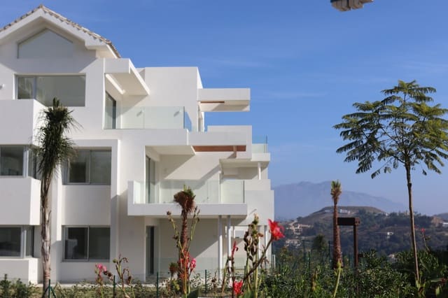 2 bedroom Apartment for sale in Benahavís - € 620,000 (Ref: 6172532)