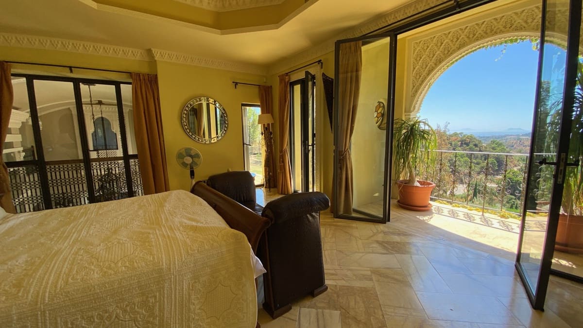 8 sypialnia Willa na sprzedaż w Benahavis - 4 495 000 € (Ref: 6293310)