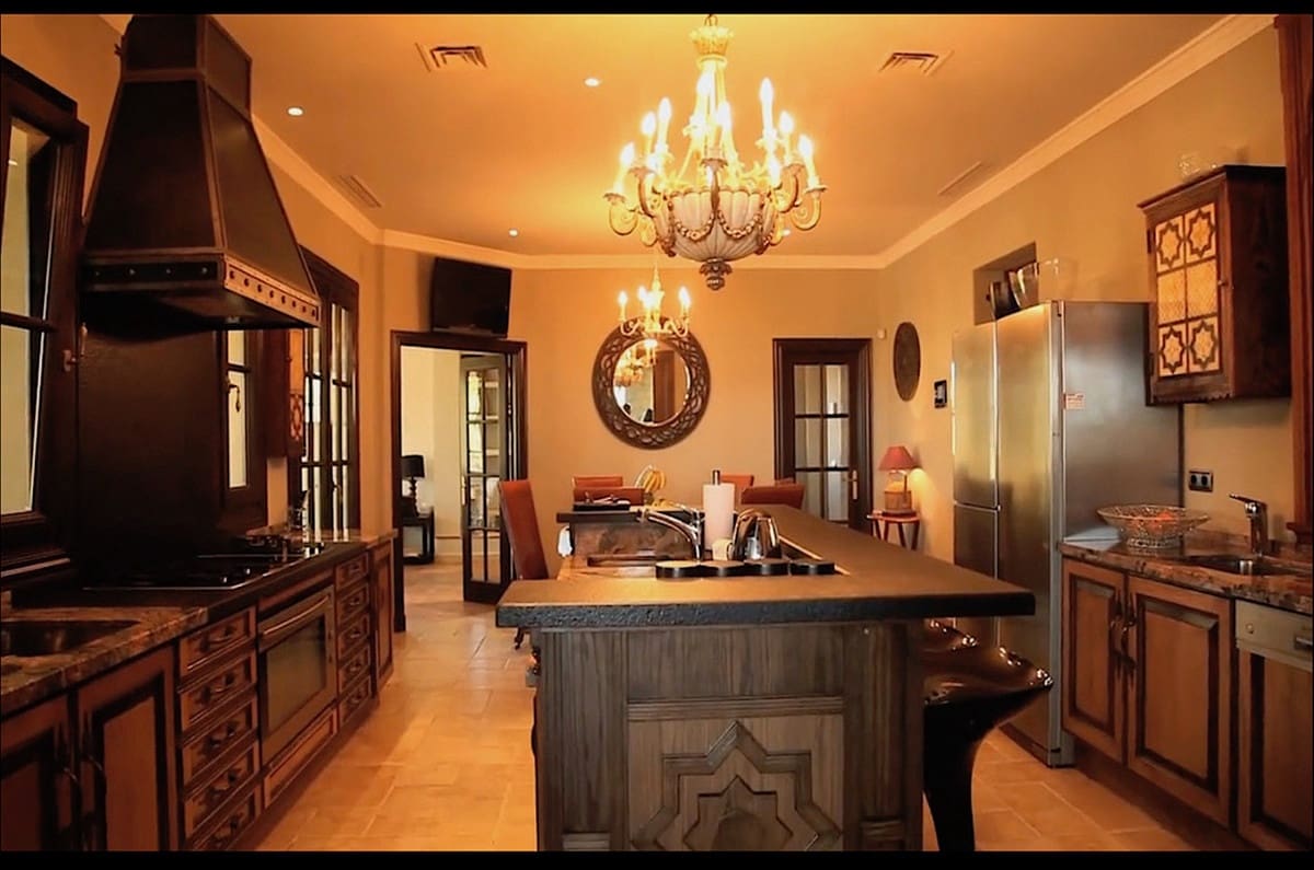 8 sypialnia Willa na sprzedaż w Benahavis - 4 495 000 € (Ref: 6293310)