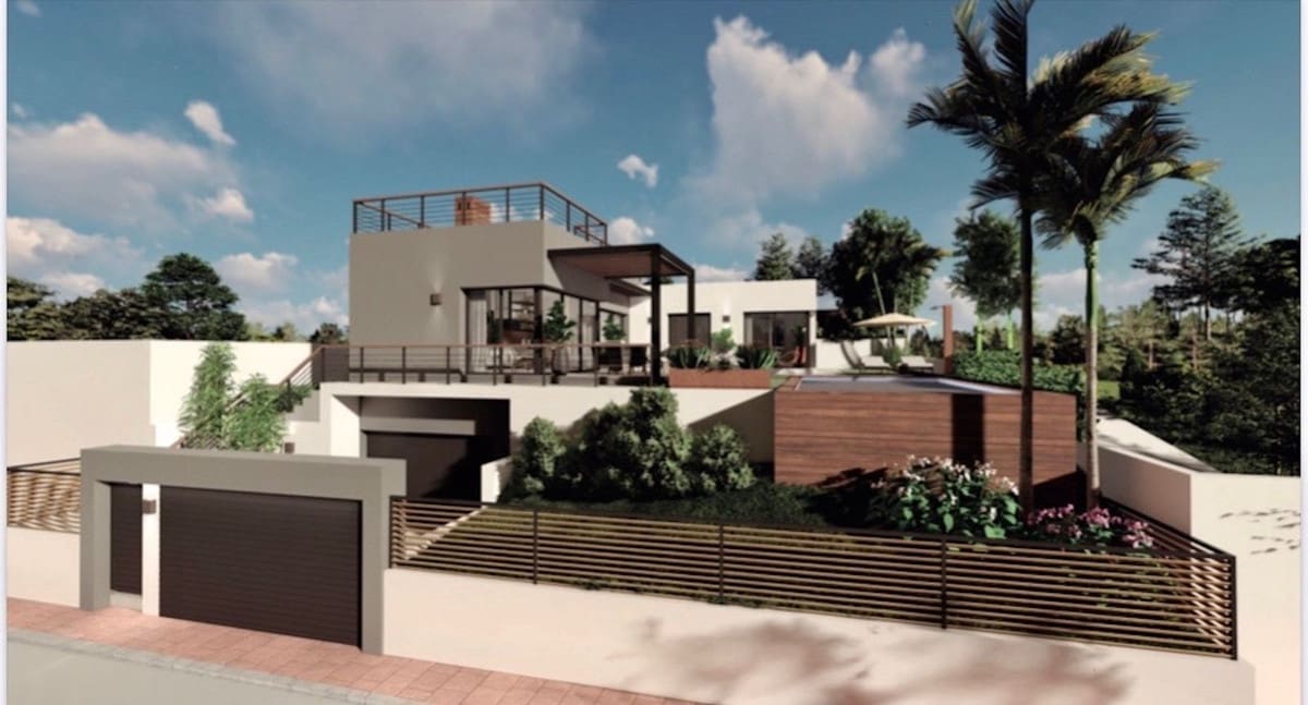 3 bedroom Villa for sale in Estepona - € 849,000 (Ref: 7009346)