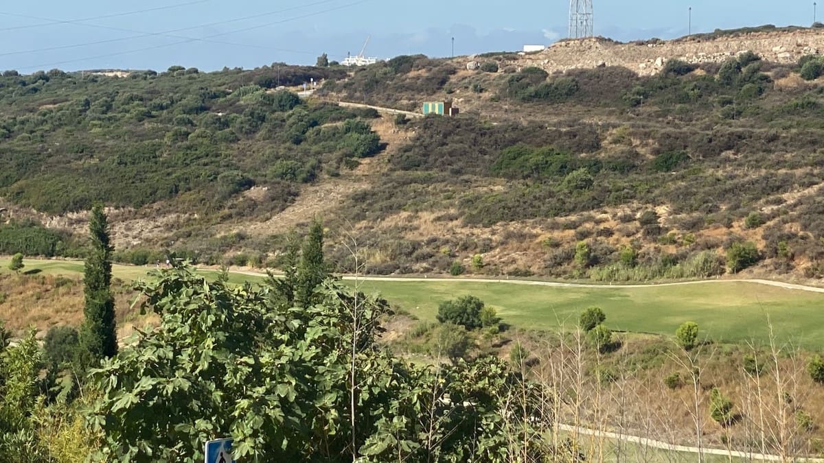 3 bedroom Villa for sale in Estepona - € 849,000 (Ref: 7009346)