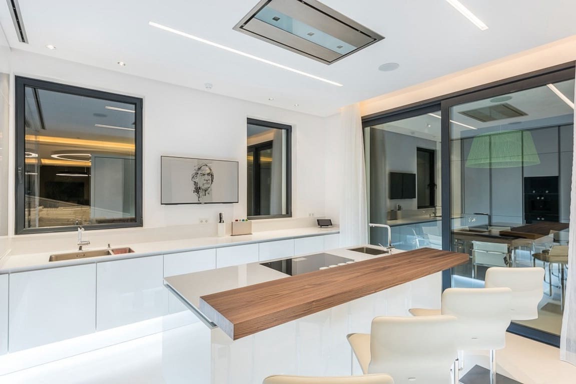 5 slaapkamer Villa voor vakantieverhuur in Los Flamingos met zwembad garage - € 25.000 (Ref: 7282393)