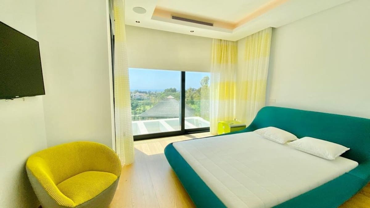 5 slaapkamer Villa voor vakantieverhuur in Los Flamingos met zwembad garage - € 25.000 (Ref: 7282393)