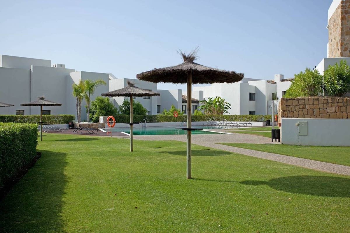 2 sypialnia Apartament na kwatery wakacyjne w Los Flamingos z basenem garażem - 1 200 € (Ref: 7410364)