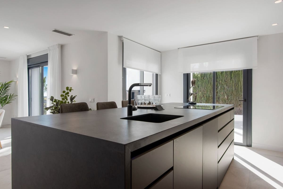 5 soveværelse Villa til salg i Los Flamingos med swimmingpool garage - € 3.495.000 (Ref: 8113873)