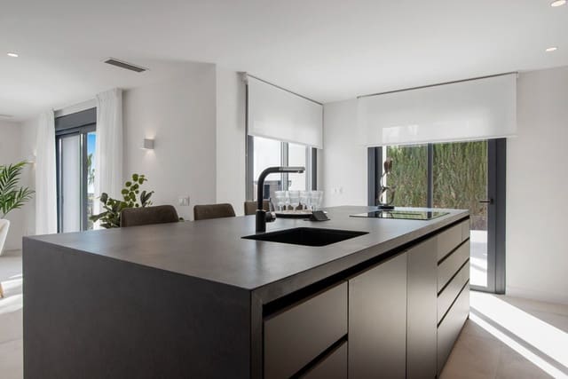 5 soverom Villa til salgs i Los Flamingos, Benahavís med svømmebasseng garasje - € 3 495 000 (Ref: 8113873)