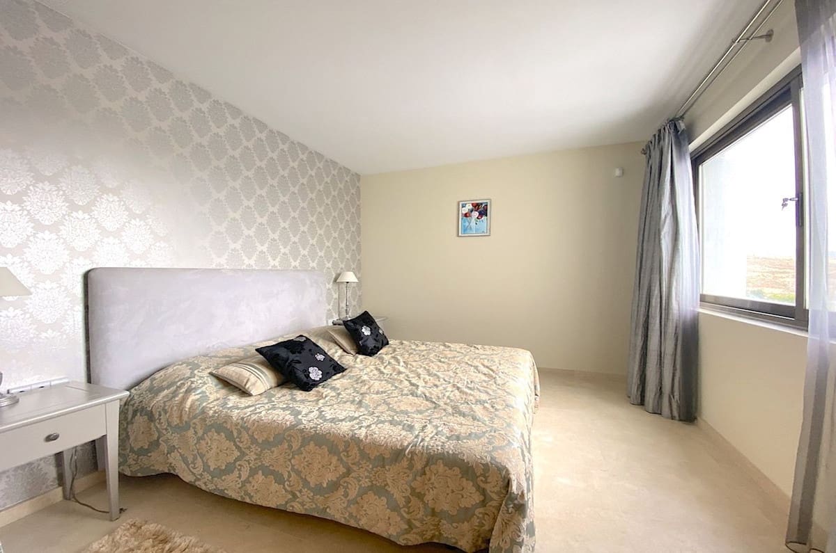 3 soveværelse Penthouse til salg i Los Flamingos med swimmingpool garage - € 1.480.000 (Ref: 8371656)