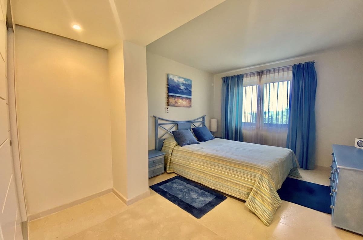 3 soveværelse Penthouse til salg i Los Flamingos med swimmingpool garage - € 1.480.000 (Ref: 8371656)