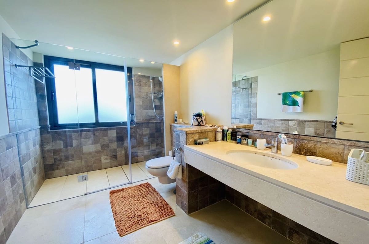 3 soveværelse Penthouse til salg i Los Flamingos med swimmingpool garage - € 1.480.000 (Ref: 8371656)