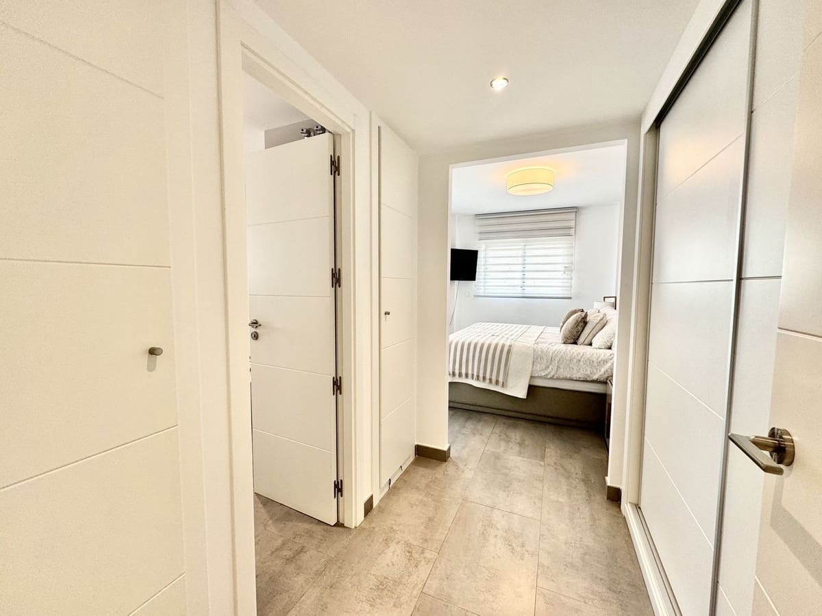 3 soveværelse Lejlighed til salg i New Golden Mile med swimmingpool garage - € 795.000 (Ref: 8768929)