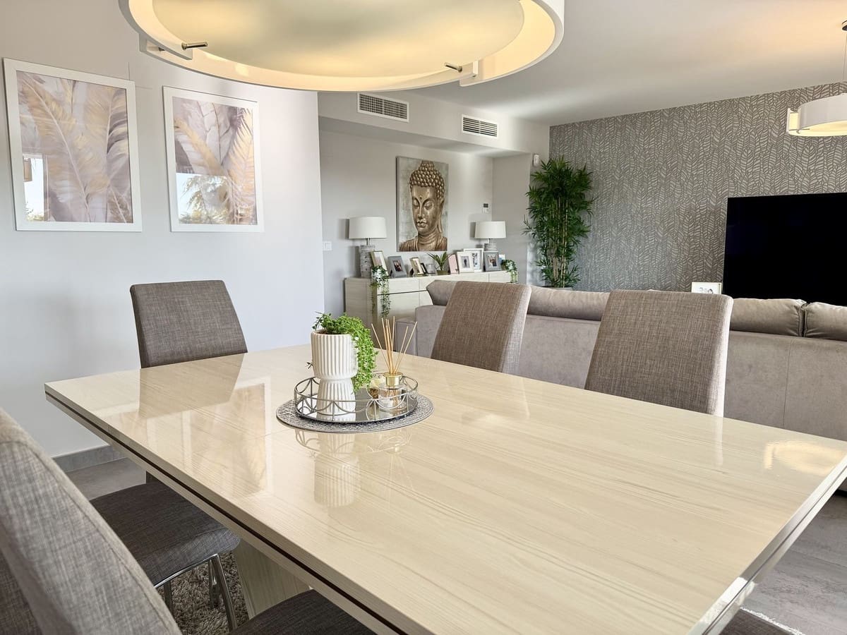 3 soveværelse Lejlighed til salg i New Golden Mile med swimmingpool garage - € 795.000 (Ref: 8768929)