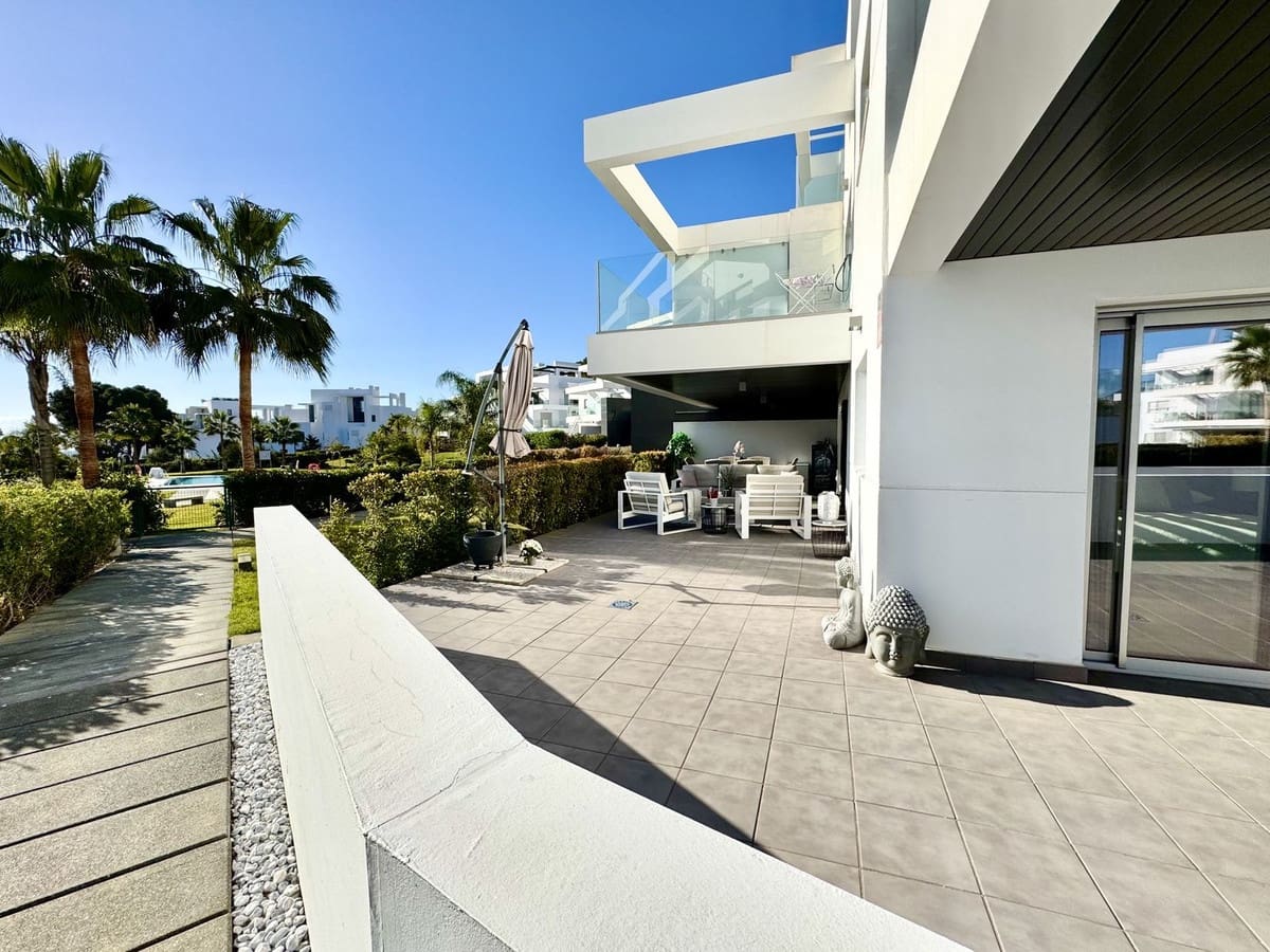 3 soveværelse Lejlighed til salg i New Golden Mile med swimmingpool garage - € 795.000 (Ref: 8768929)