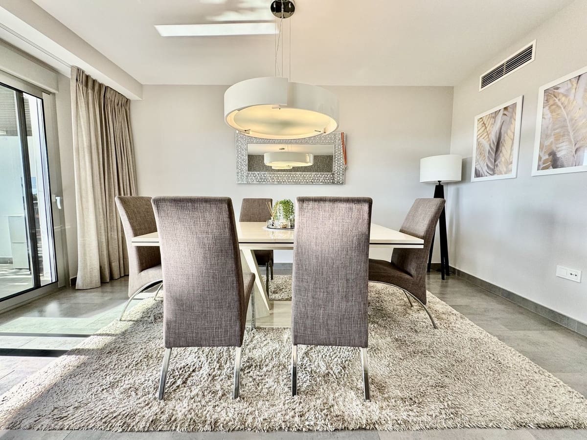 3 soveværelse Lejlighed til salg i New Golden Mile med swimmingpool garage - € 795.000 (Ref: 8768929)