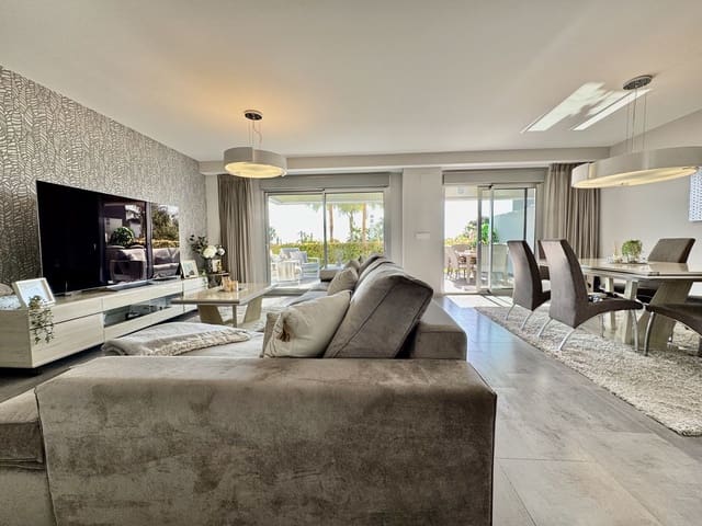 3 soverom Leilighet til salgs i Nueva Atalaya, Estepona med svømmebasseng garasje - € 795 000 (Ref: 8768929)