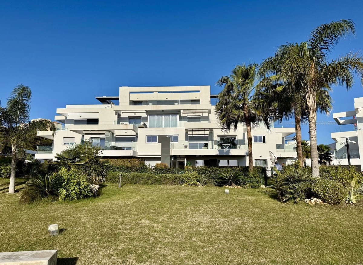 3 soveværelse Lejlighed til salg i New Golden Mile med swimmingpool garage - € 795.000 (Ref: 8768929)