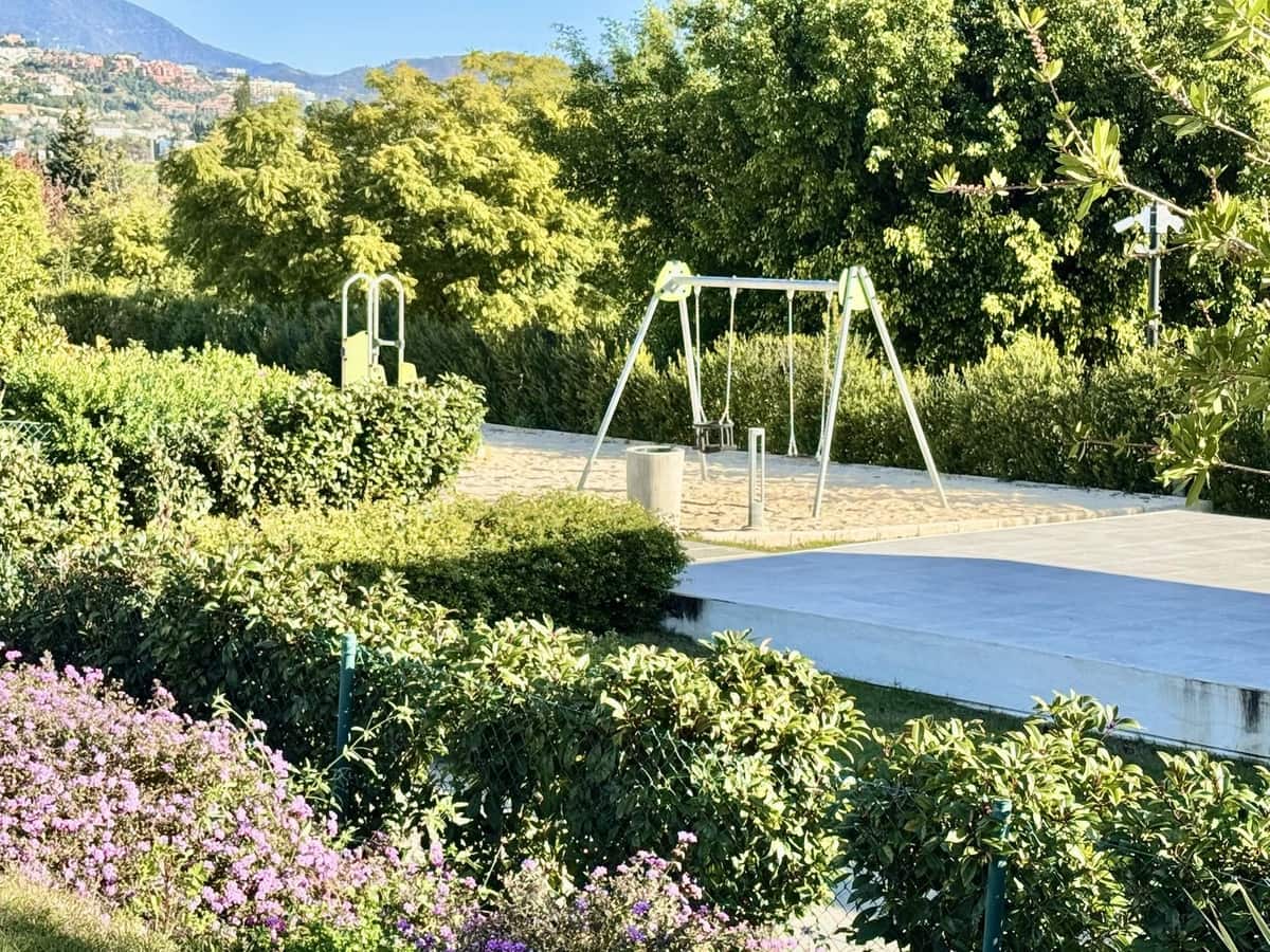 3 soveværelse Lejlighed til salg i New Golden Mile med swimmingpool garage - € 795.000 (Ref: 8768929)