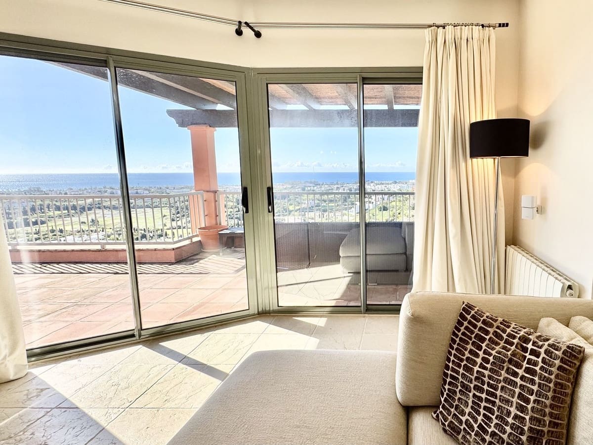 3 soverom Penthouse til salgs i Los Flamingos med svømmebasseng garasje - € 1 150 000 (Ref: 8877454)