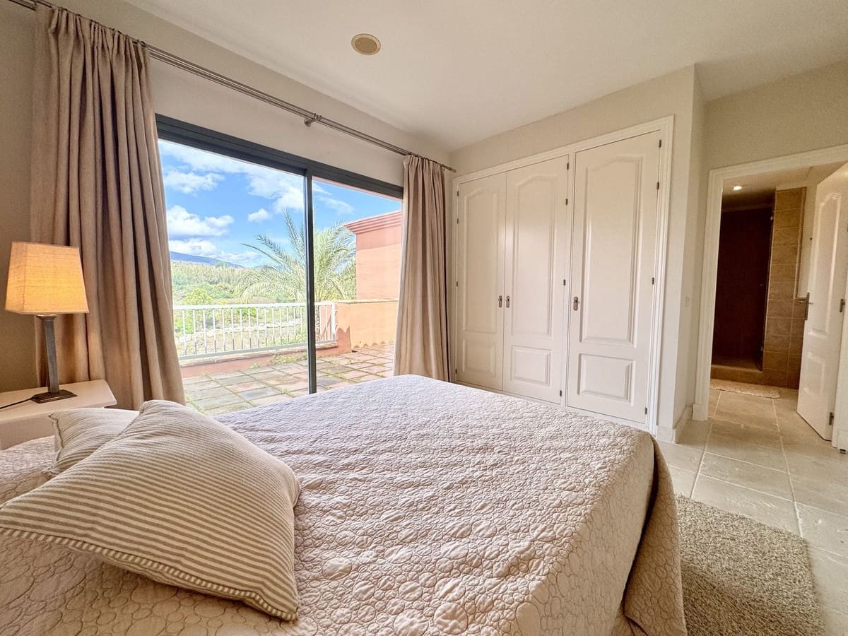 3 soverom Penthouse til salgs i Los Flamingos med svømmebasseng garasje - € 1 150 000 (Ref: 8877454)