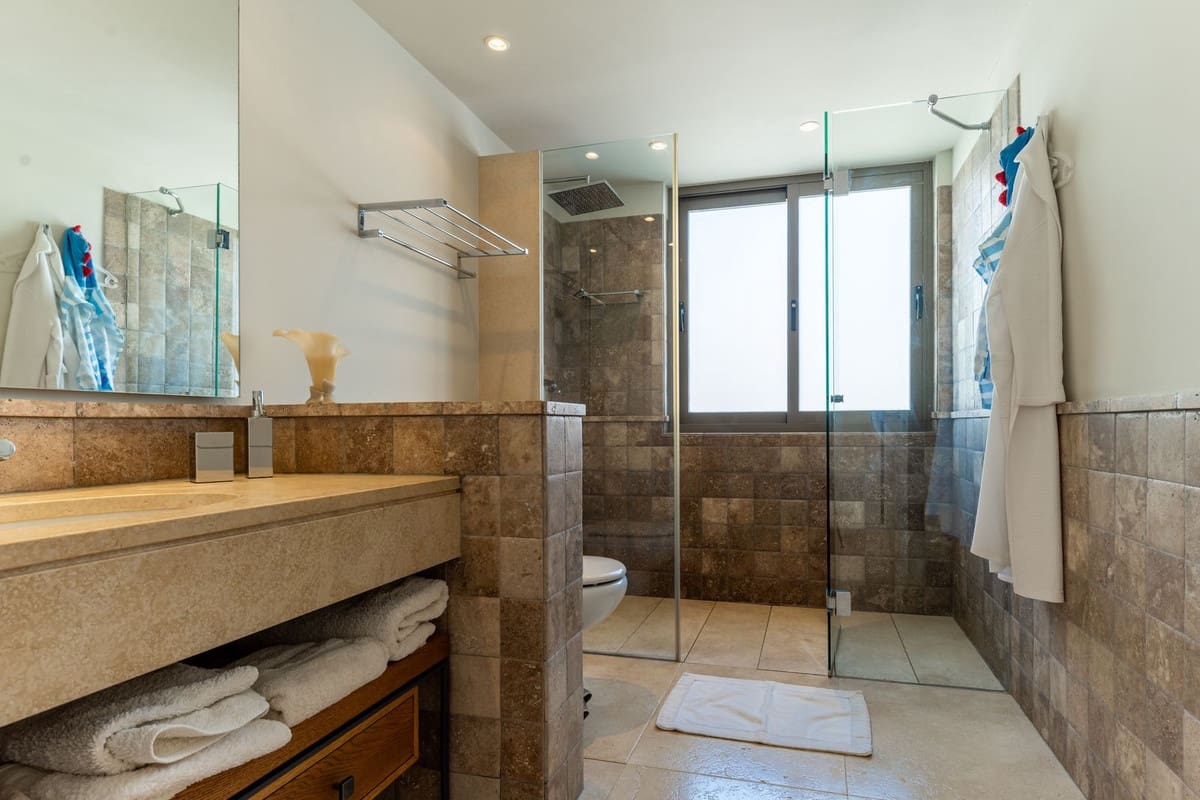 3 soveværelse Penthouse til salg i Los Flamingos med swimmingpool garage - € 1.600.000 (Ref: 8953895)