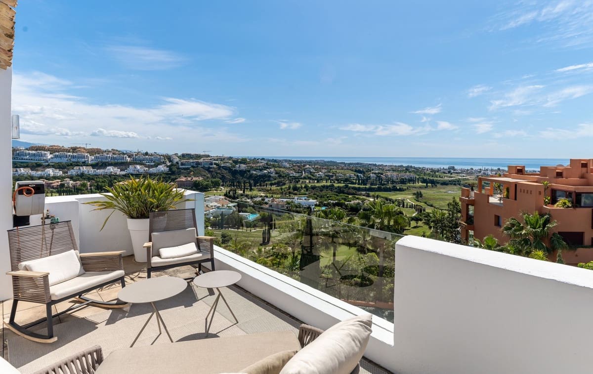 3 soveværelse Penthouse til salg i Los Flamingos med swimmingpool garage - € 1.600.000 (Ref: 8953895)
