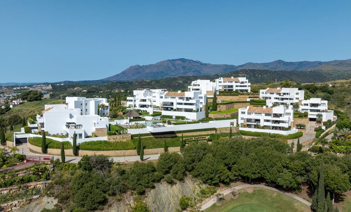 3 soveværelse Penthouse til salg i Los Flamingos med swimmingpool garage - € 1.600.000 (Ref: 8953895)