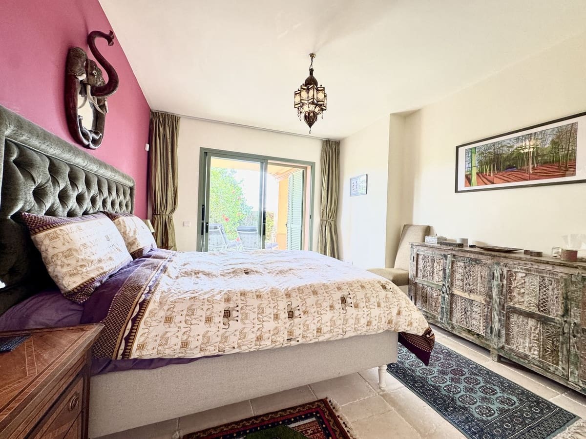 3 bedroom Apartment for sale in Los Flamingos with pool garage - € 695,000 (Ref: 9163002)