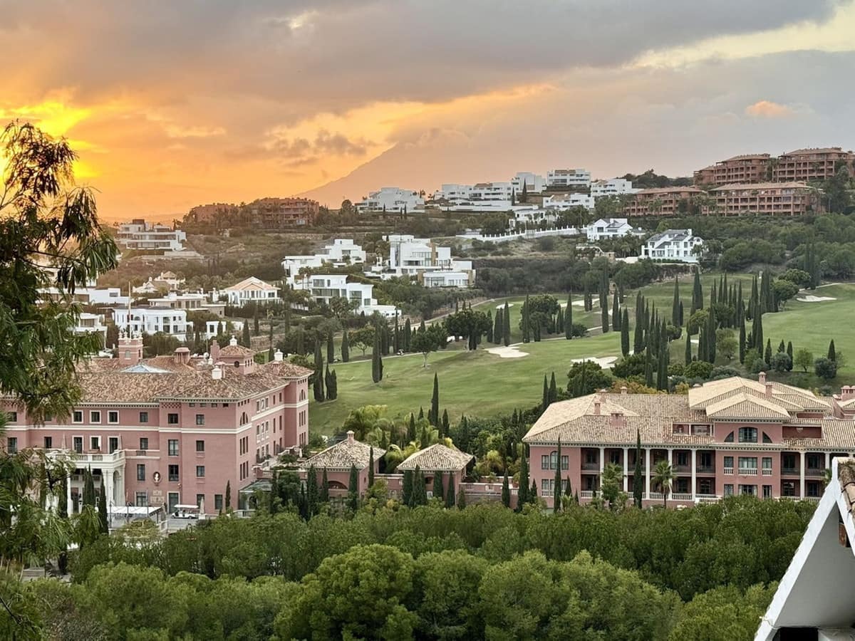 3 bedroom Apartment for sale in Los Flamingos with pool garage - € 695,000 (Ref: 9163002)