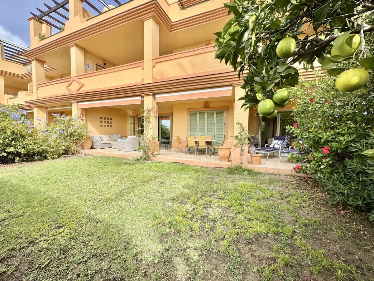 3 bedroom Apartment for sale in Los Flamingos with pool garage - € 695,000 (Ref: 9163002)