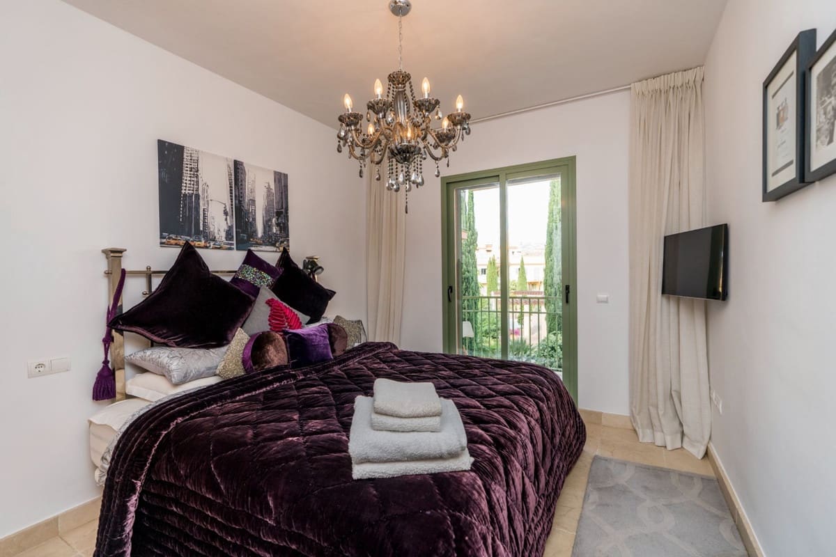 2 soveværelse Lejlighed til leje i Los Flamingos - € 2.300 (Ref: 9215730)